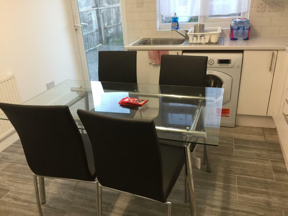 Abbey Wood Station Five Bedroom Self Contained House Dış mekan fotoğraf