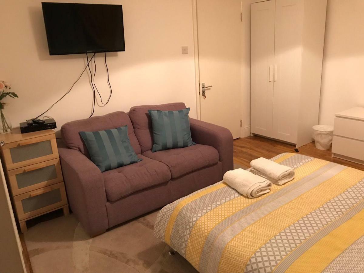 Abbey Wood Station Five Bedroom Self Contained House Dış mekan fotoğraf