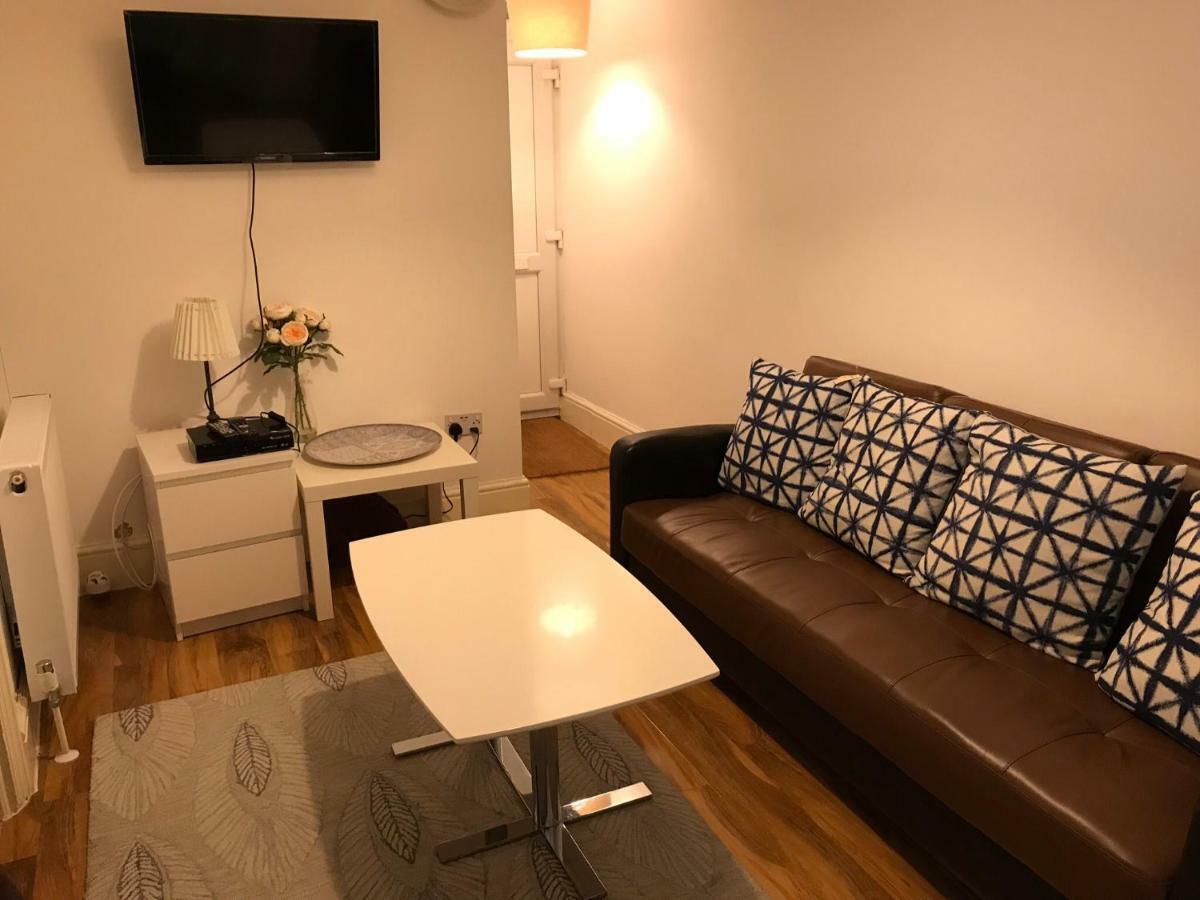 Abbey Wood Station Five Bedroom Self Contained House Dış mekan fotoğraf
