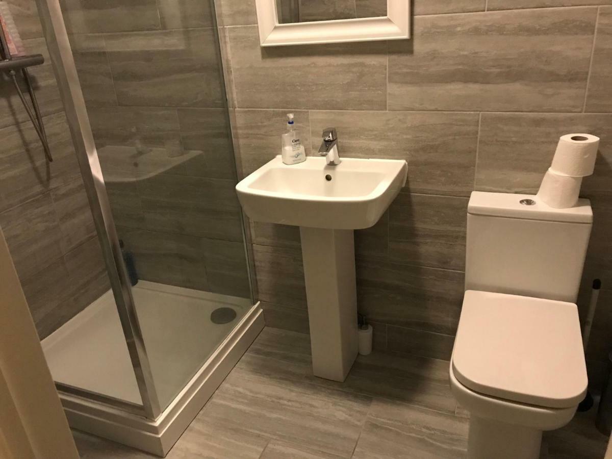 Abbey Wood Station Five Bedroom Self Contained House Dış mekan fotoğraf