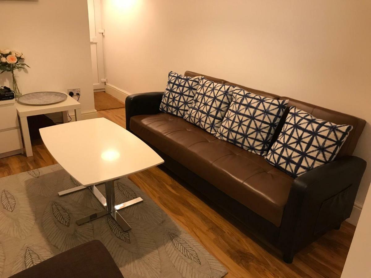 Abbey Wood Station Five Bedroom Self Contained House Dış mekan fotoğraf